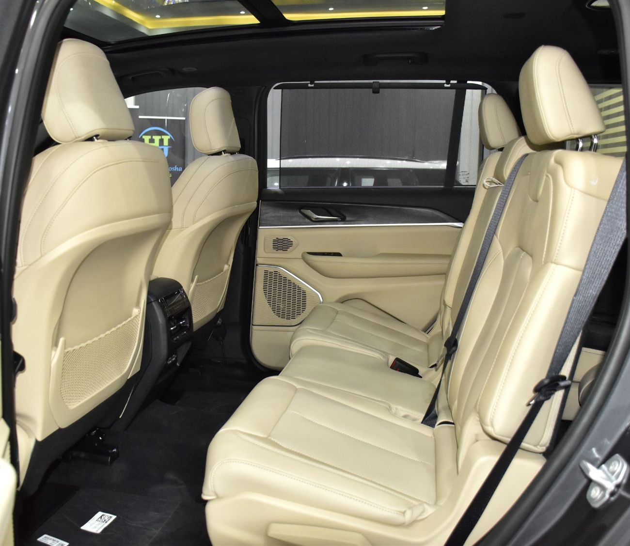 Jeep Grand Cherokee EXCELLENT DEAL for our Jeep Grand Cherokee L Limited 4x4 ( 2025 Model ) in Grey Color GCC Specs