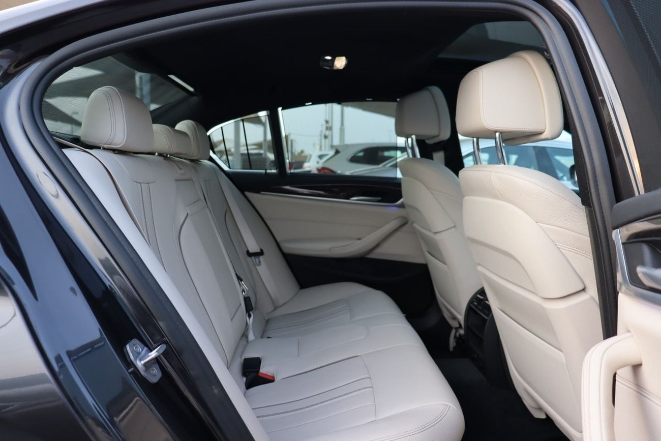 BMW 530i BMW 530i / 2019 / GCC / Full Service History/ Luxury Line