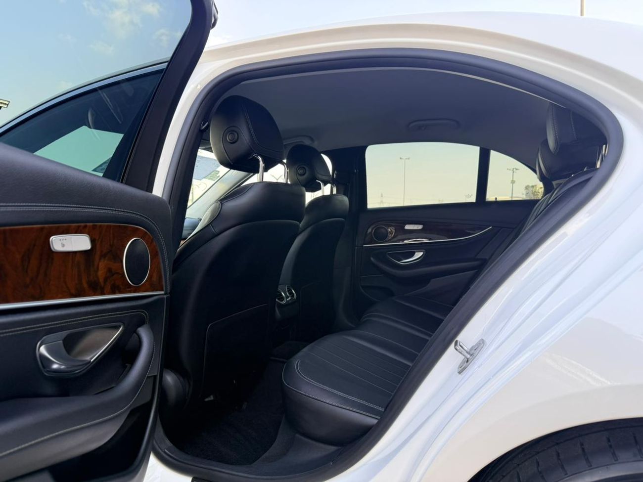 مرسيدس بنز E 400