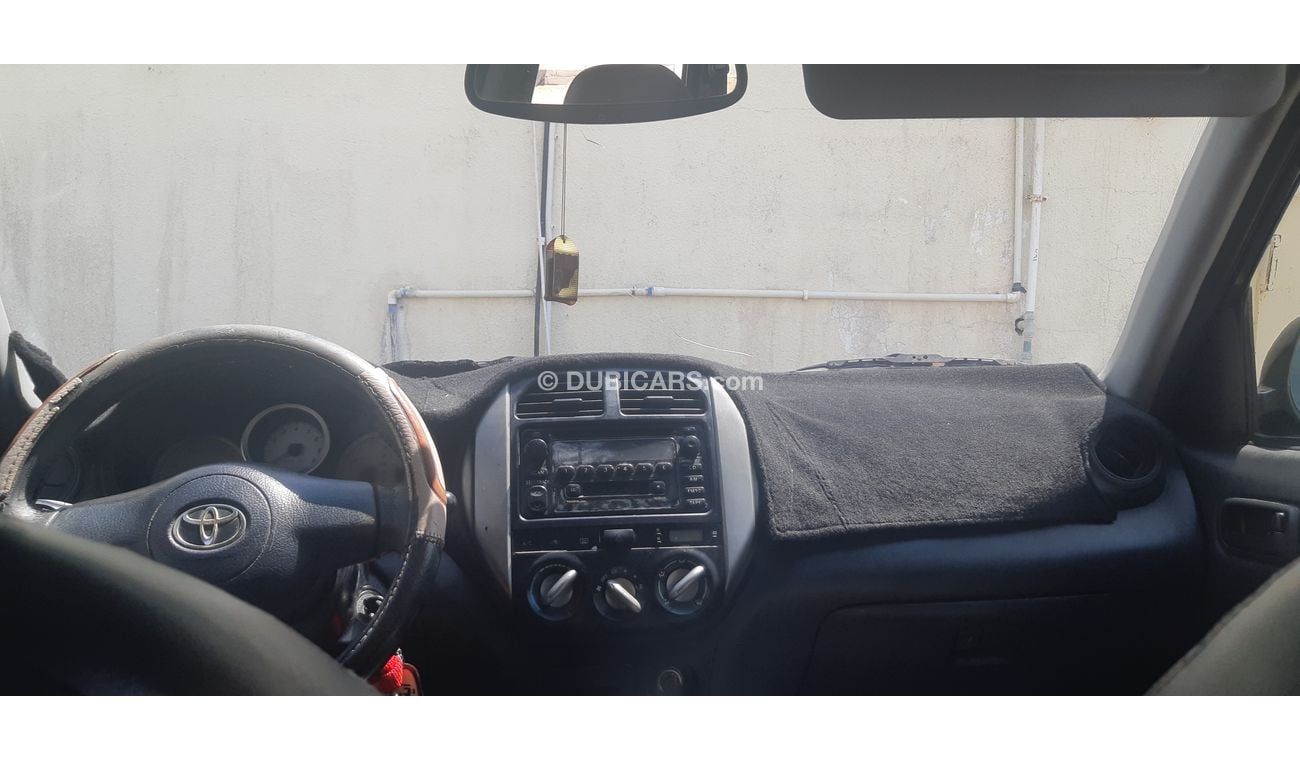 تويوتا راف ٤