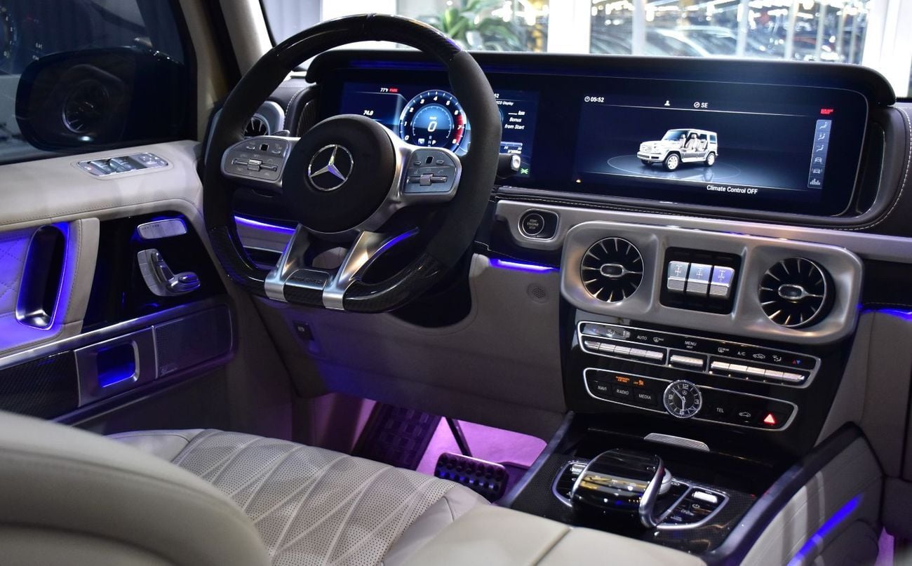 مرسيدس بنز G 550 EXCELLENT DEAL for our Mercedes Benz G550 ( 2024 Model ) in Grey Color American Specs