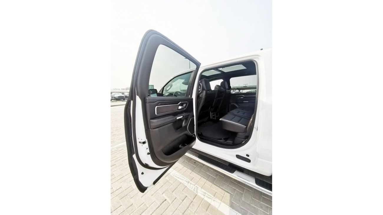رام 1500 Dodge RAM Laramie - 2023 - White