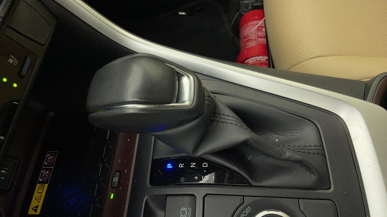 تويوتا راف ٤ VXR HEV 2.5 | بدون دفعة مقدمة | اختبار القيادة في المنزل