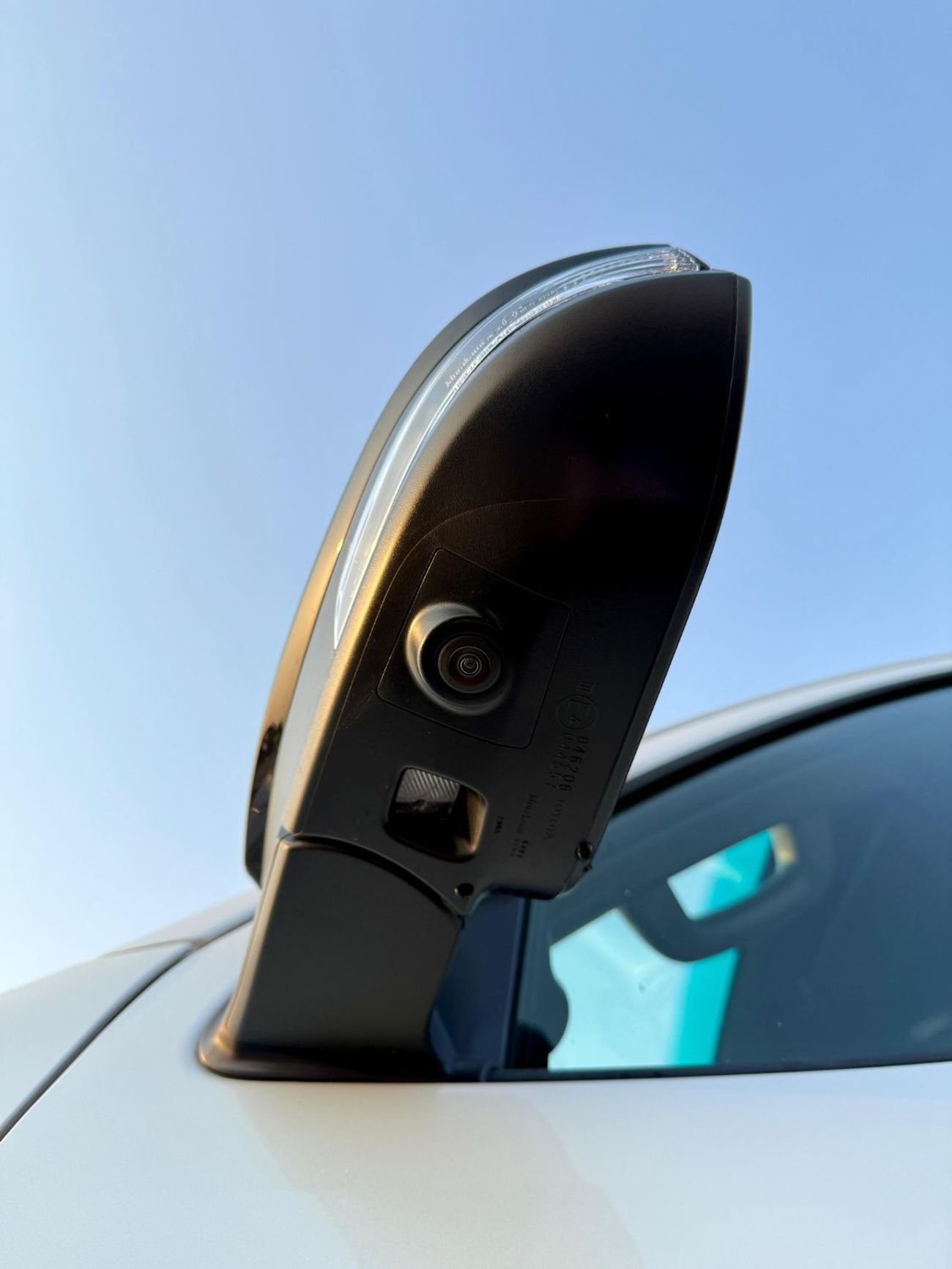 تويوتا هيلوكس Toyota Hilux GR Sport 4.0L