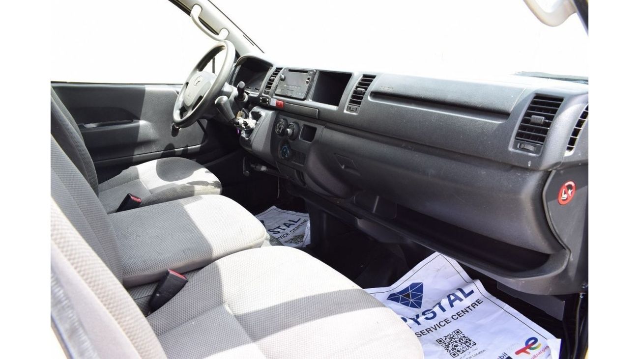 Toyota Hiace GL - High Roof LWB Toyota Hiace Highroof Chiller, Model:2016. Excellent condition