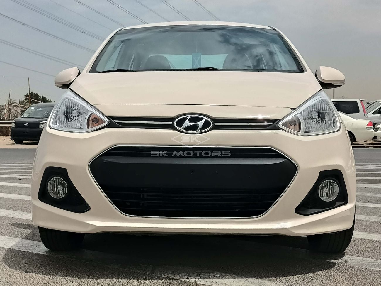 Hyundai Grand i10 1.2L, 14" Rims, Xenon Headlights, Fog Lights, Fabric Seat, Airbag, Headlight Aiming Knob (LOT # 828)