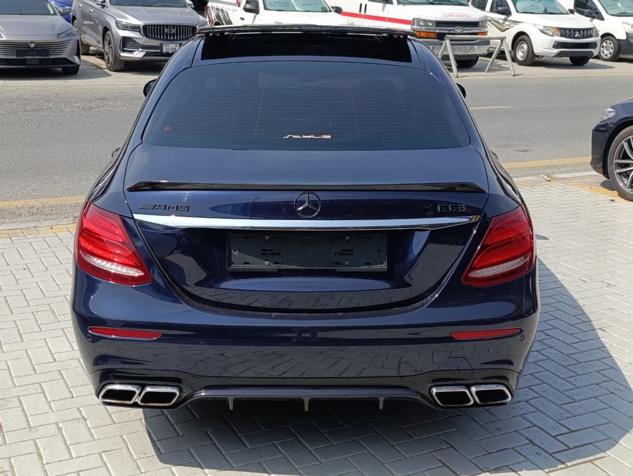 Mercedes-Benz E 63 AMG MERCEDES BENZ E 63 AMG