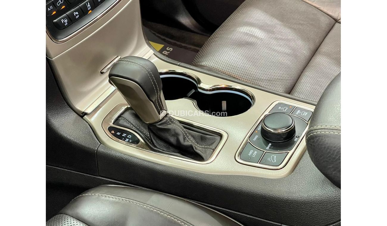 Jeep Grand Cherokee 2017 Jeep Grand Cherokee Summit, Full Service History, Warranty, GCC