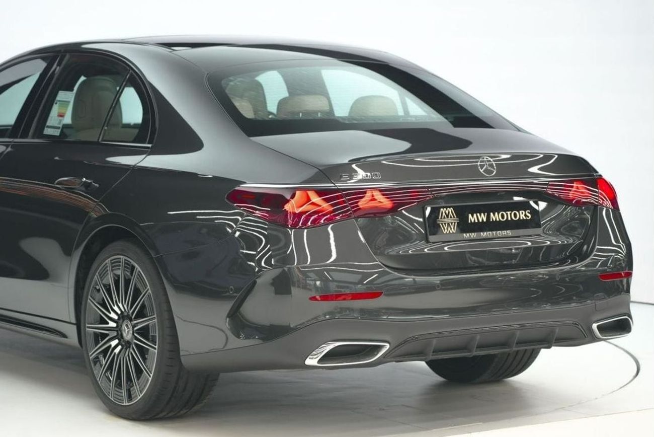 مرسيدس بنز E300 Mercedes-Benz E 300 | 2025 GCC 0km | Agency Warranty | AMG Package | DIGITAL LIGHT