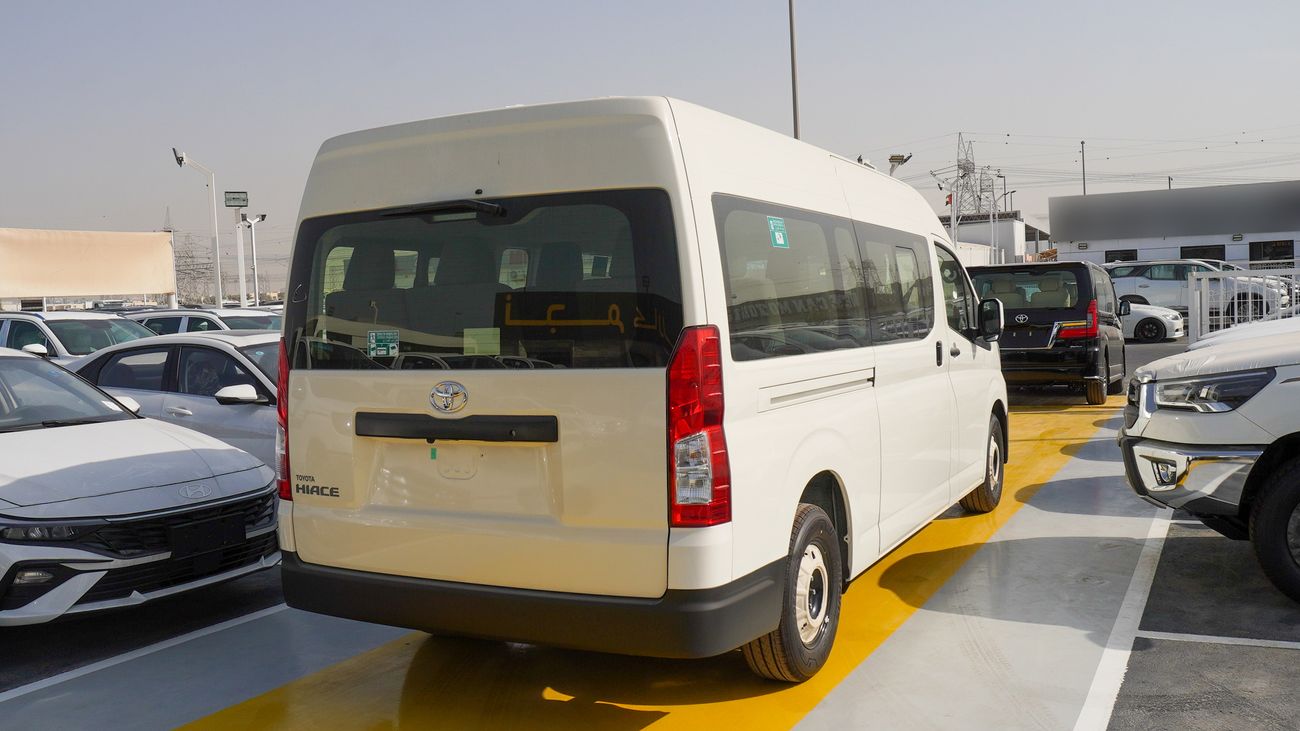 Toyota Hiace 3.5L V6 A/T