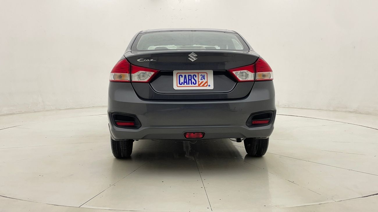 سوزوكي سياز GL 1.5 | بدون دفعة مقدمة | اختبار القيادة في المنزل