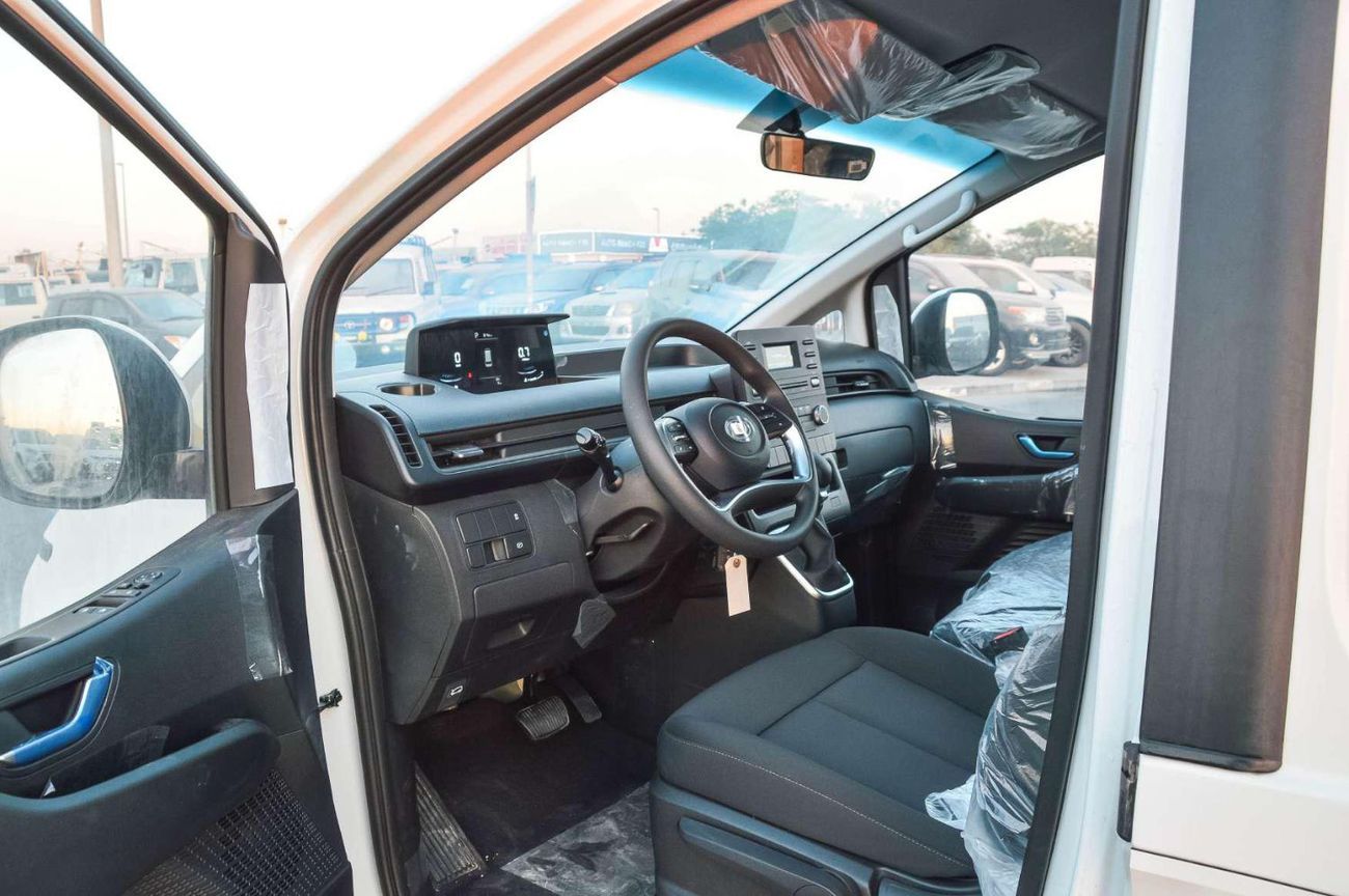 Hyundai Staria  HYUNDAI STARIA 2.2L FWD 5DOOR CARGO VAN 2025