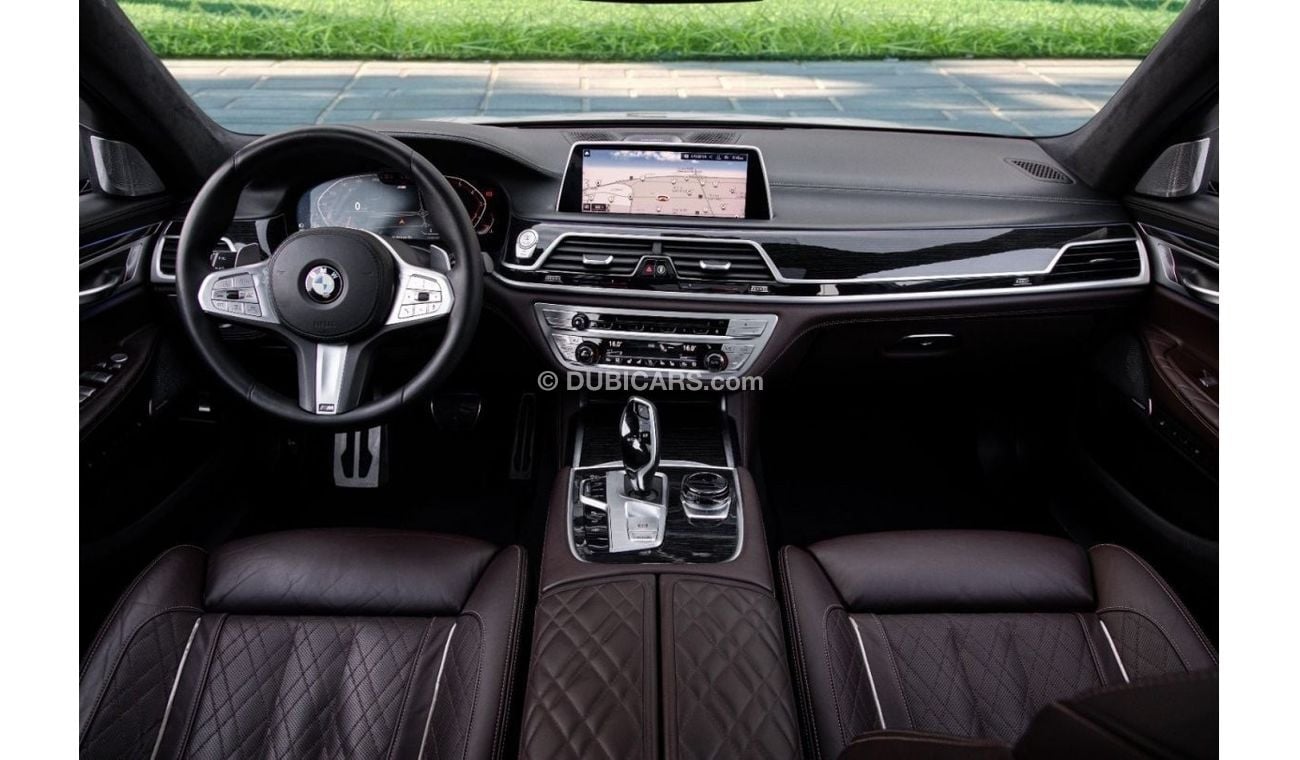 بي أم دبليو 750Li M سبورت M سبورت 50i M - Kit | 4,504 P.M  | 0% Downpayment | Fantastic Condition!