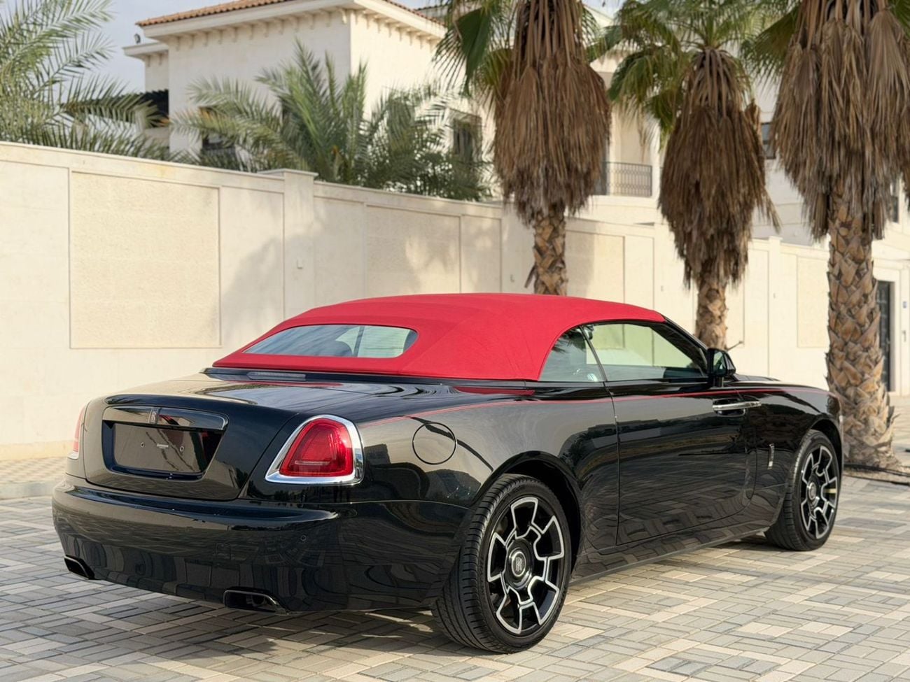 رولز رويس داون