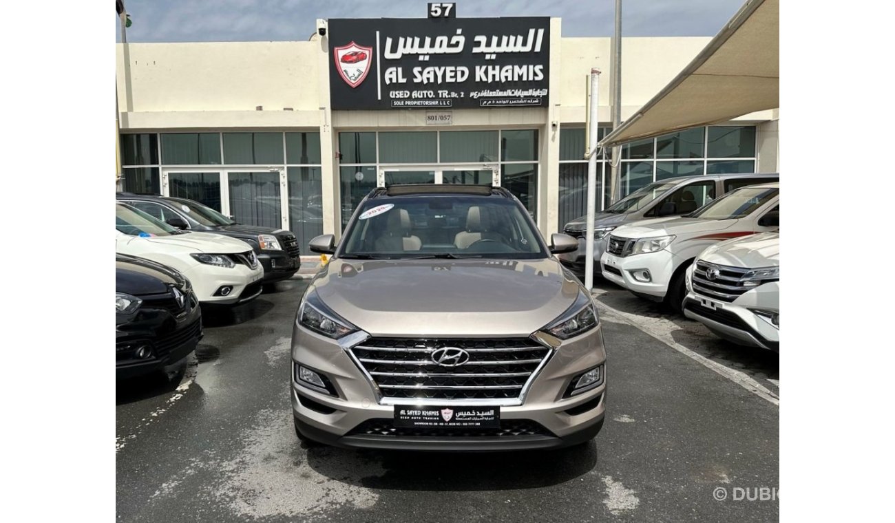 Hyundai Tucson Basic Panorama ACCIDENTS FREE - GCC - FULL OPTION - ENGINE 1600 CC - PANORAMIC SUNROOF