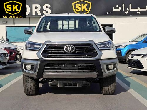 تويوتا هيلوكس A/T / 2.7L PETROL /  DVD CAMERA / AUTO A/C / 4WD (CODE # 69030)