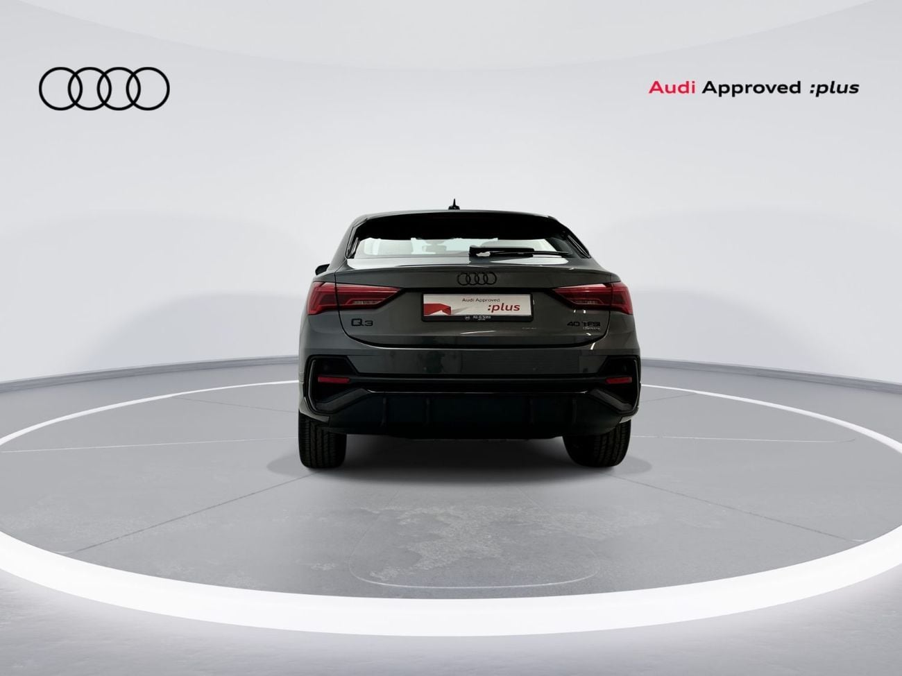 أودي Q3  Q3 Sportback 40 TFSI quat 180hp S line (Ref# 02130)
