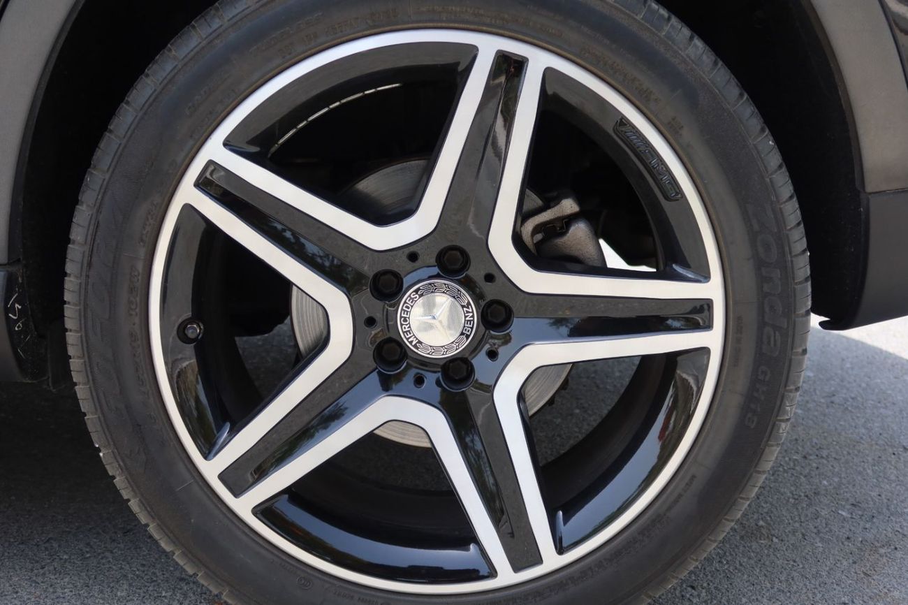 مرسيدس بنز GLA 250 Std 2.0L (211 HP)