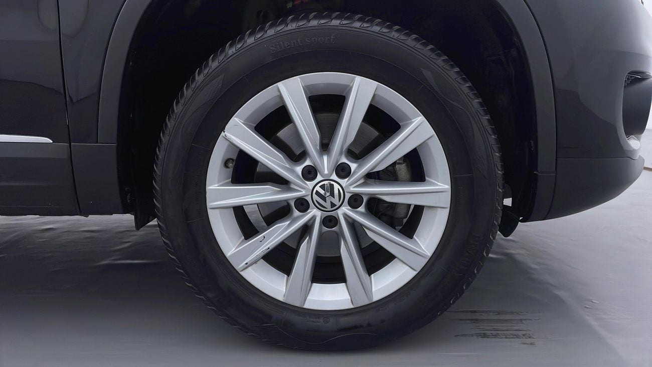 Volkswagen Tiguan SE 2 | Under Warranty | Inspected on 150+ parameters