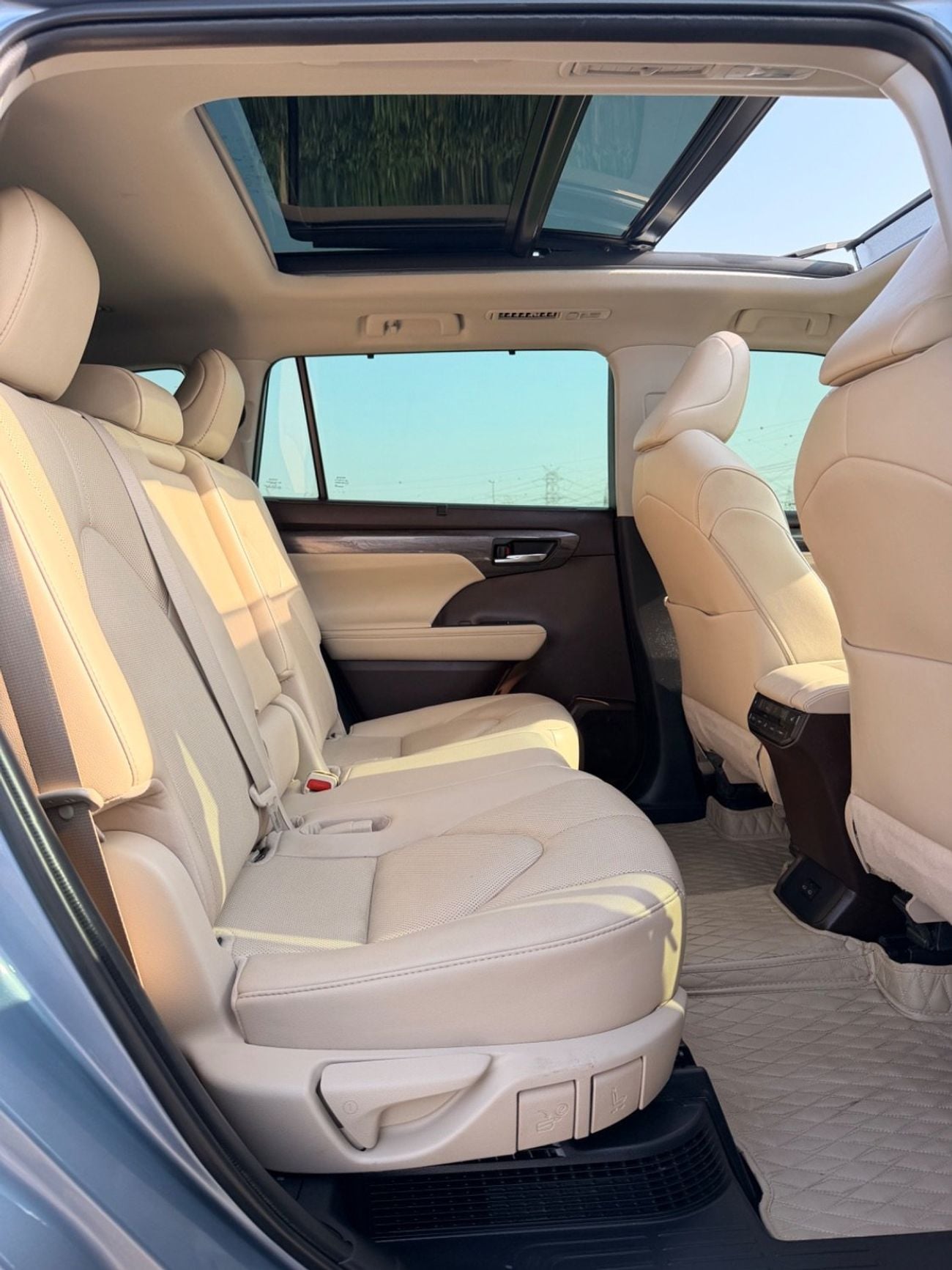 تويوتا هايلاندر Hybrid Platinum 2.5L | 360 camera, panoramic , head up display