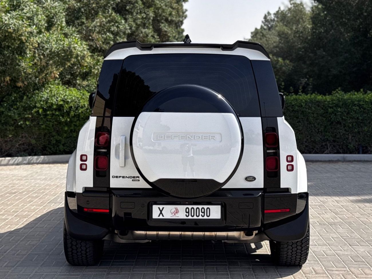 لاند روفر ديفندر P400 90 SE 3.0L (5 Seater)