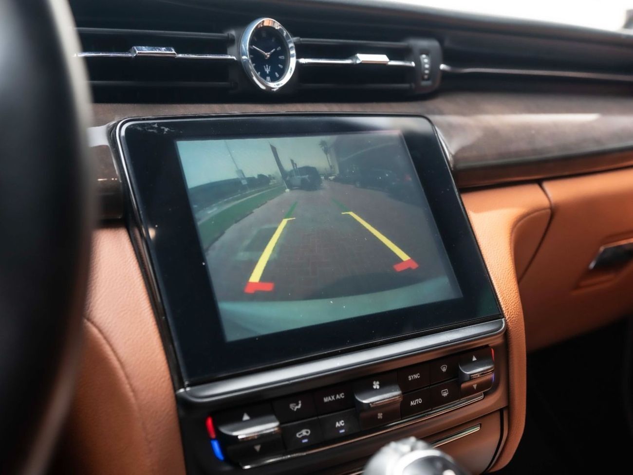 مازيراتي كواتروبورتي Std 3.0L (350 HP)