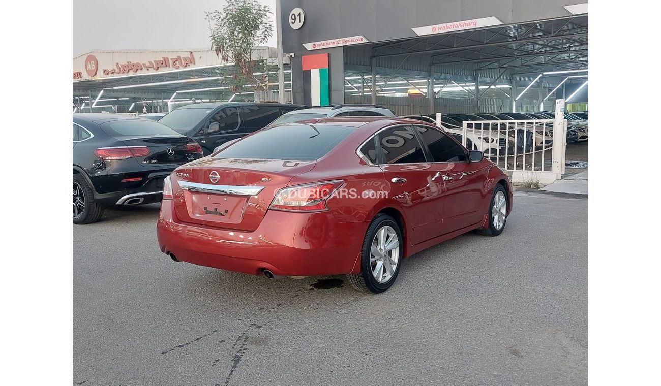 نيسان ألتيما SV