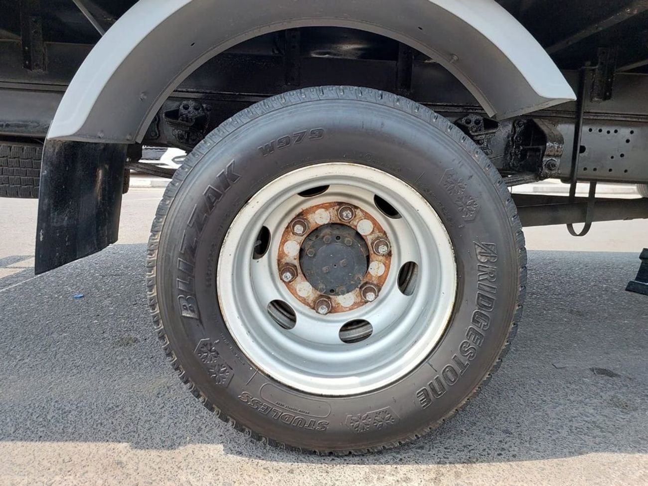 Mitsubishi Fuso Canter MITSUBISHI CANTER ALUMINIUM BODY TRUCK RHD 1995 MODEL 4.5 L DIESEL MANUAL(PM20023)