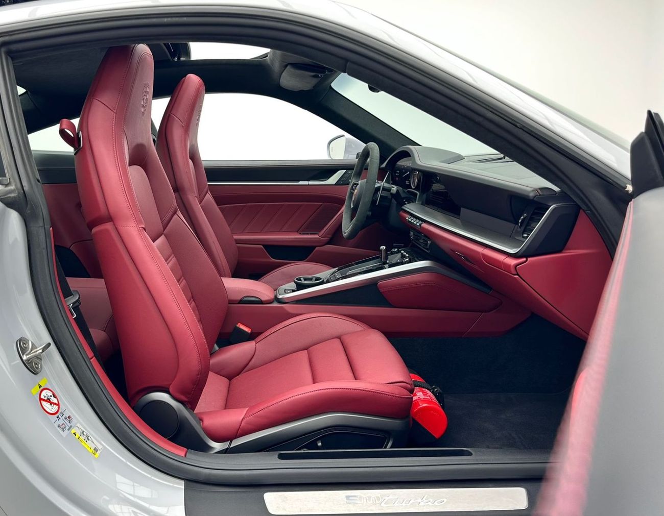 بورش 911 2024 Porsche 911 Turbo, July 2026 Porsche Warranty, Porsche Full Service History, GCC