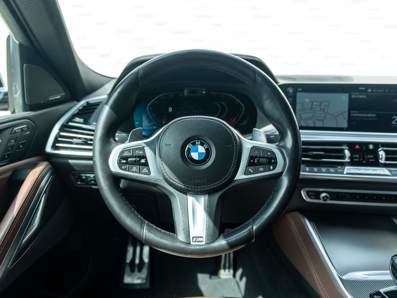 بي أم دبليو X6 xDrive40i Luxury M Sport Package 3.0L