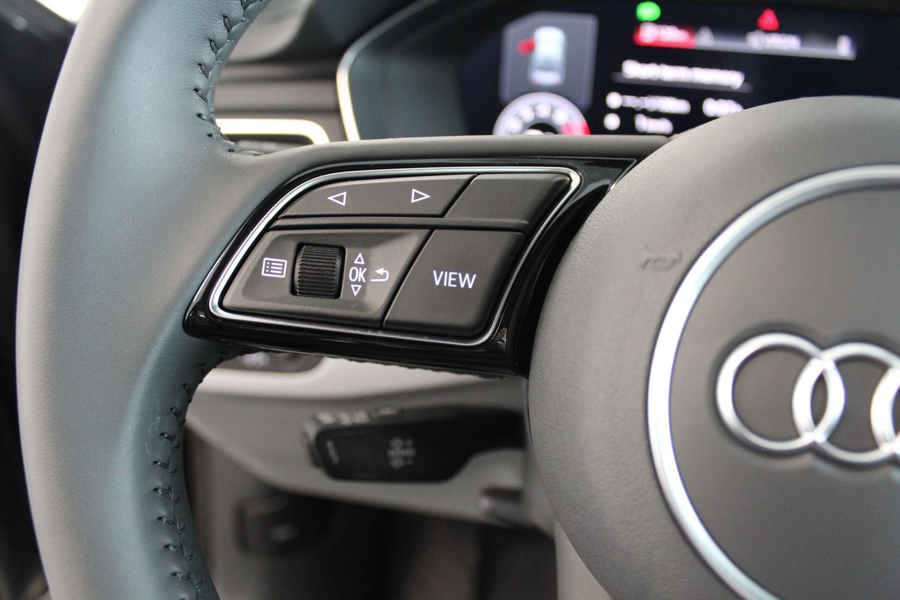 أودي A4 A4 35 TFSI Advanced 150hp (Ref5774)