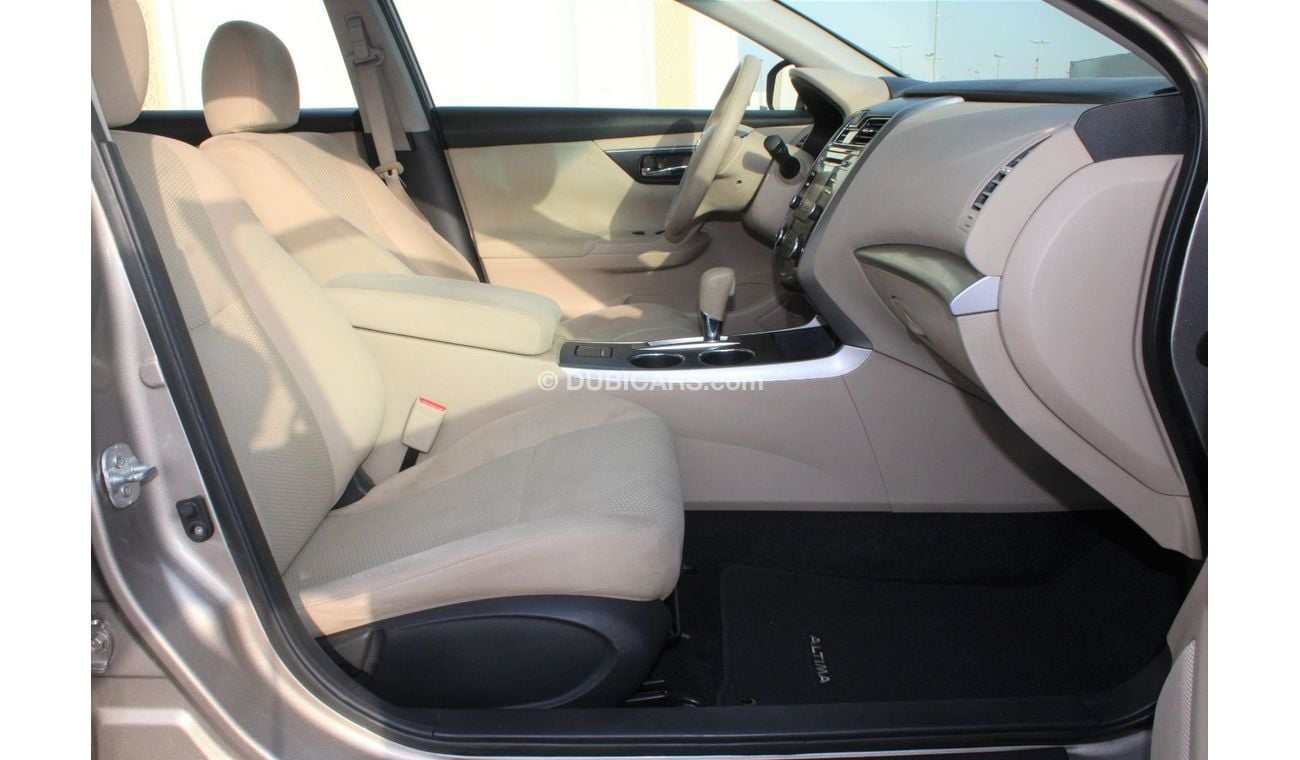 Nissan Altima Nissan Altima 2016 GCC in excellent condition without accidents, very clean from inside and outside