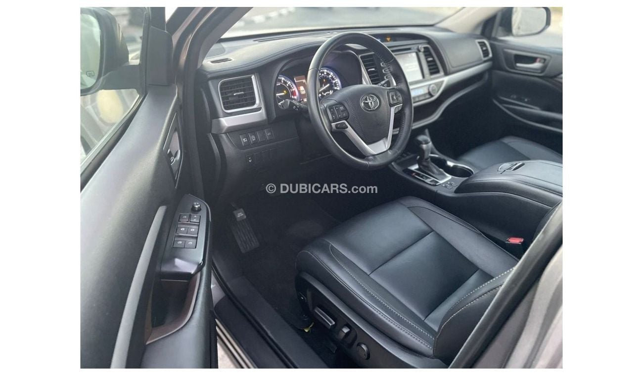 Toyota Highlander *Offer*2018 Toyota Highlander XLE AWD 4X4 Full Option / Export only