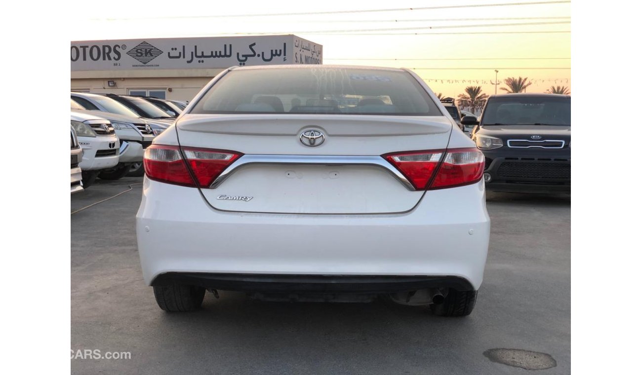 Toyota Camry LE 2.5L, DVD + Rear Camera, Front and Rear Parking Sensors, Rear AC, Alloy Rims 17'', LOT-720