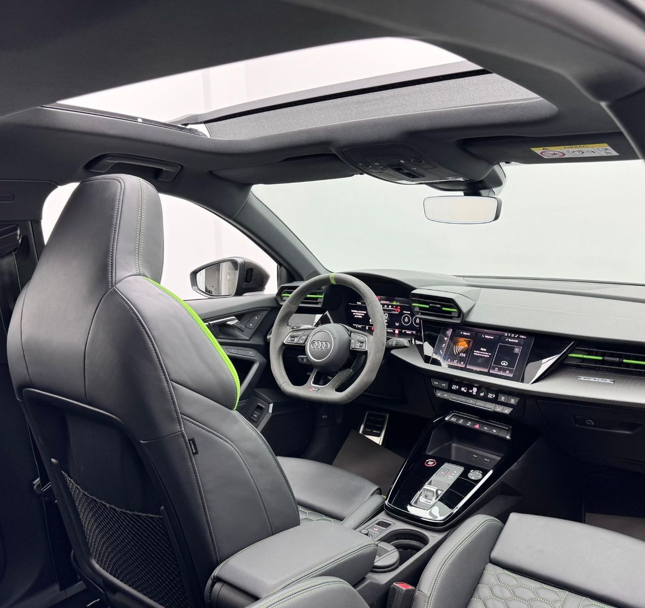 أودي RS3 TFSI quattro 2.5L Sportback 2022 Audi RS3 Quattro Hatchback, Full Audi Service History, Warranty, Ex