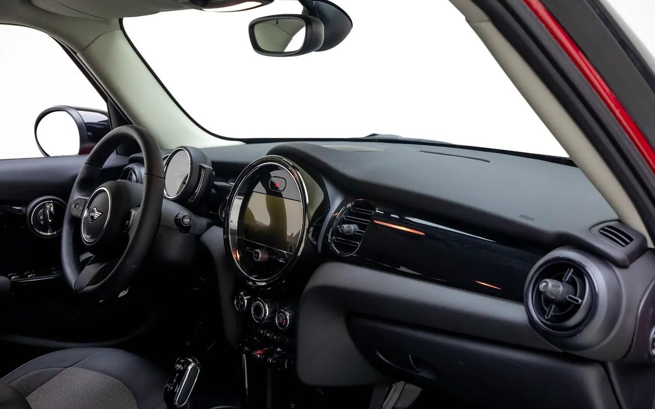 Mini Cooper Std 1.5L (5 Seater) - GCC Spec