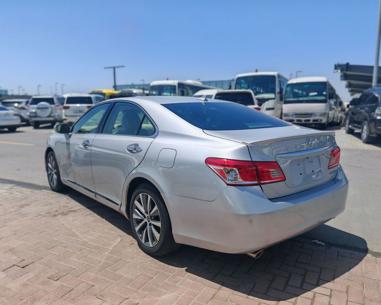 لكزس ES 350 BASE