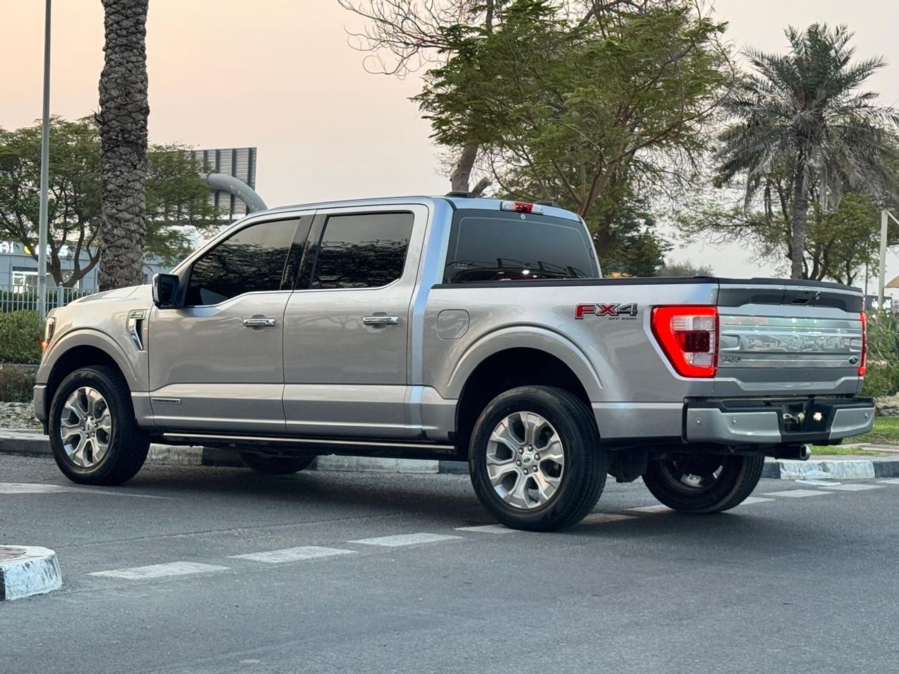 فورد F 150 Platinum 3.5L Hybrid
