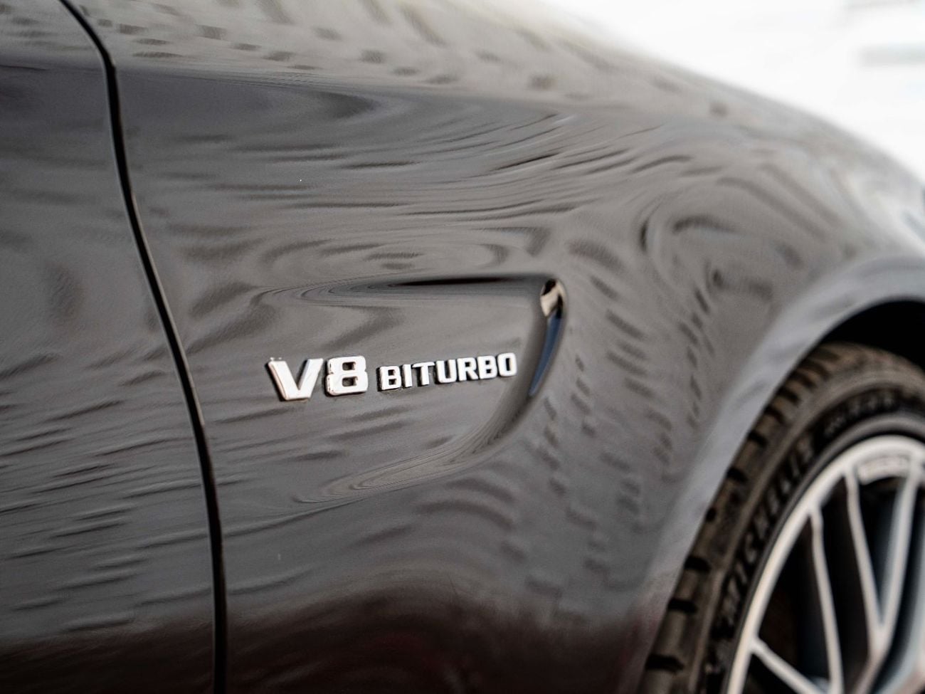 Mercedes Benz C63 AMG Std 4.0L Sedan