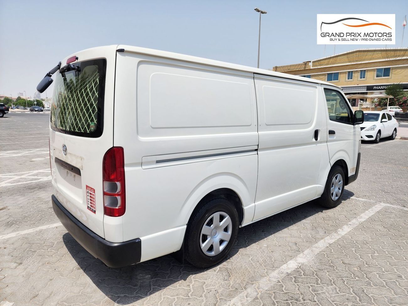 Toyota Hiace GL -Standard Roof  Panal Van 2.7L