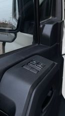 Toyota Hiace GL ACCIDENTS FREE - GCC - V6 - HIGHROOF - PERFECT CONDITION INSIDE OUT