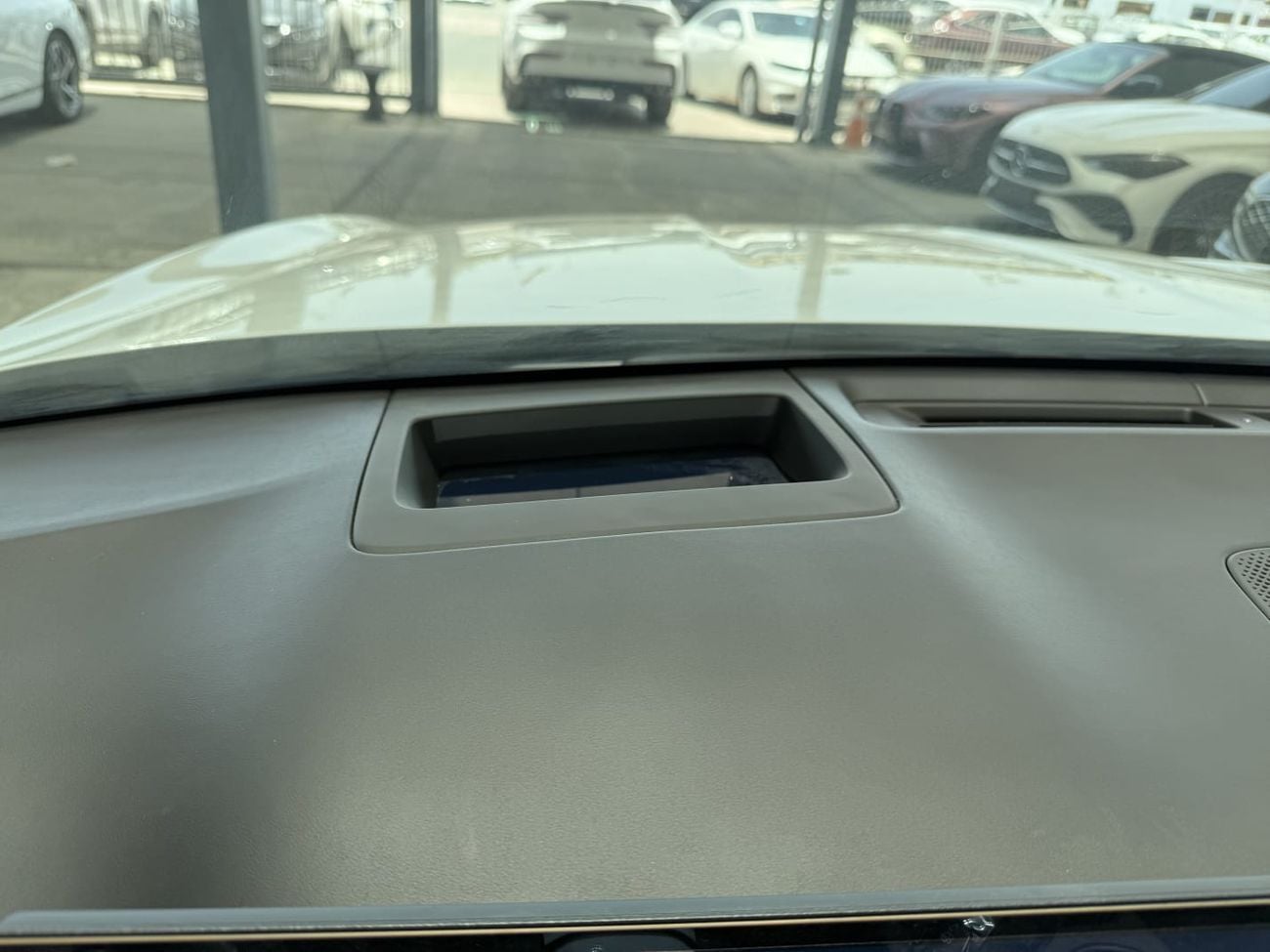 Genesis GV70 ROYAL