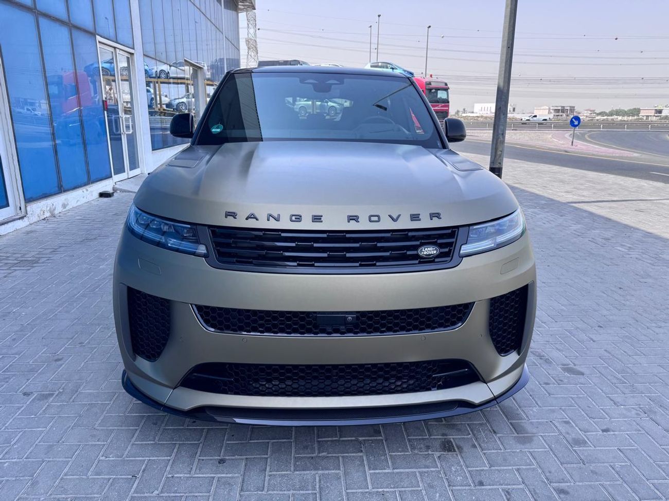 لاند روفر رينج روفر سبورت SV Edition One P635 4.4L