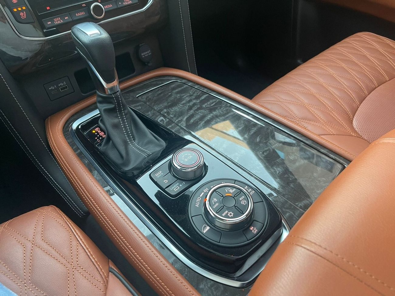 Nissan Patrol LE Platinum City Chrome PKG 5.6L