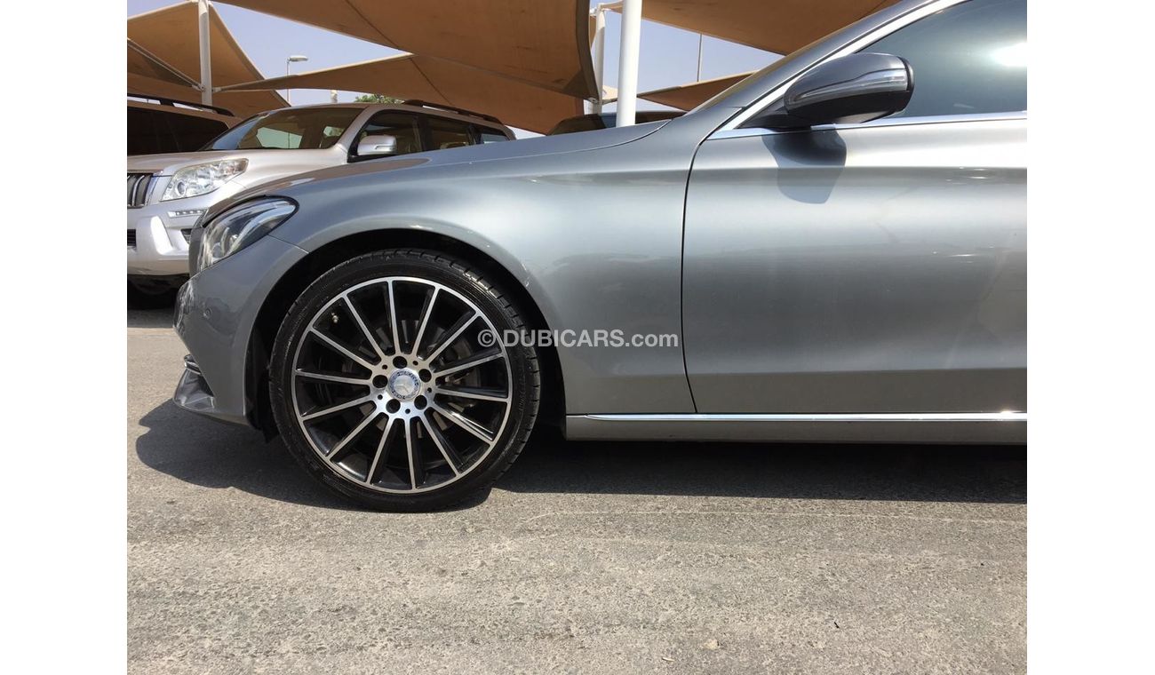 Mercedes Benz C200