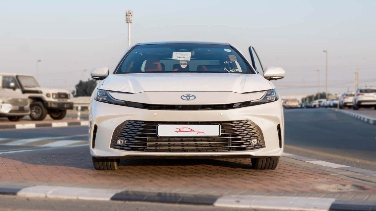 تويوتا كامري 2026 Toyota Camry Lumiere 2.5L HEV Full option (White)
