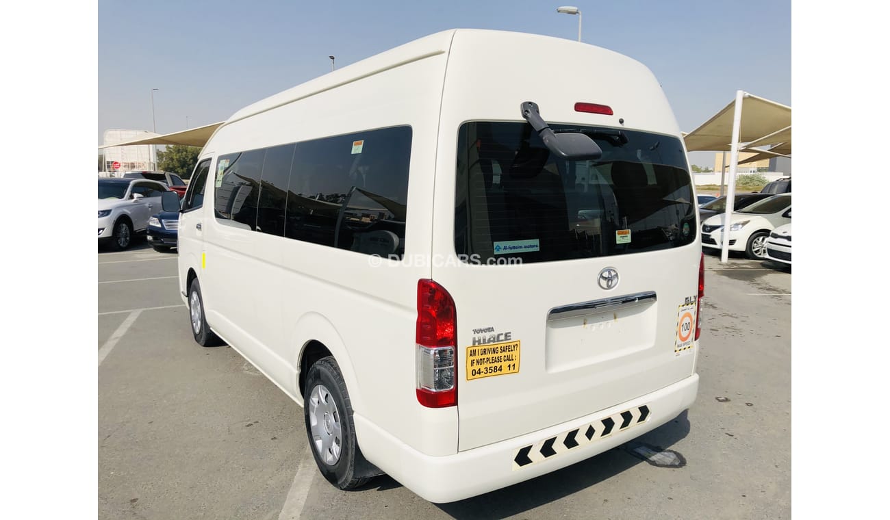 Toyota Hiace Toyota hayas hai roov full Option good condition