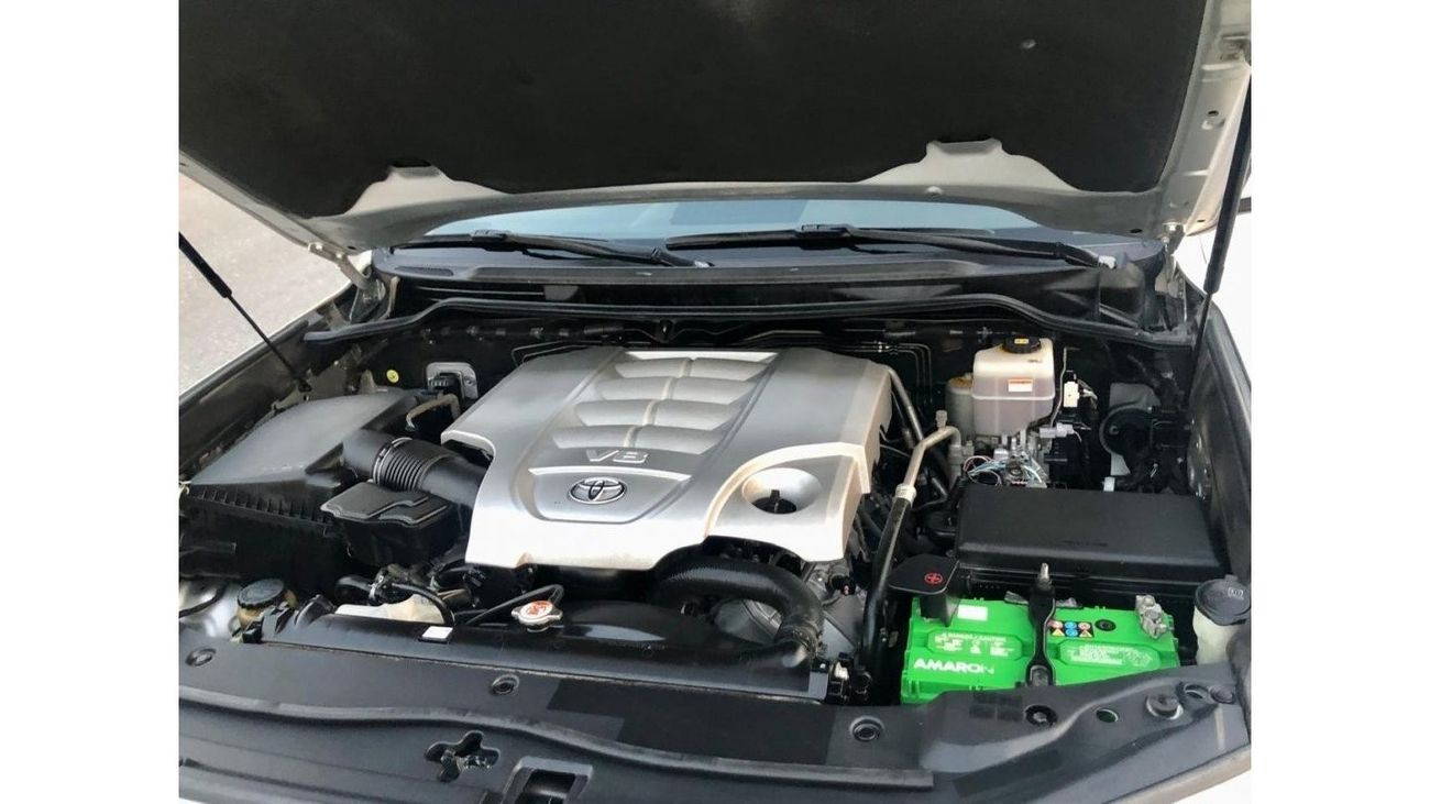 تويوتا لاند كروزر ‎تويوتا لا كروزر 2018 GXR V8 5.7 صبغ وكاله بالكامل فل أوبشن بحاله ممتازه