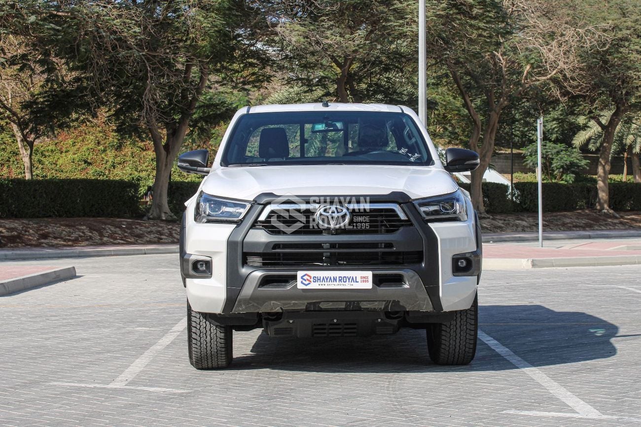 تويوتا هيلوكس ADVENTURE 4.0L V6 PETROL DC AT 4WD 2026MY