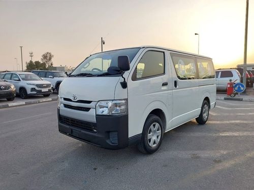 Toyota Hiace TOYOTA HIACE VAN RHD 2015 MODEL 3.0 L DIESEL AUTOMATIC(PM16901)